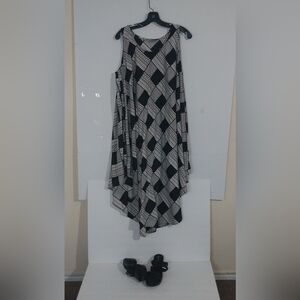 XPRESS Size L Black and White One Shoulder Sundress 55%cotton  45%polyester